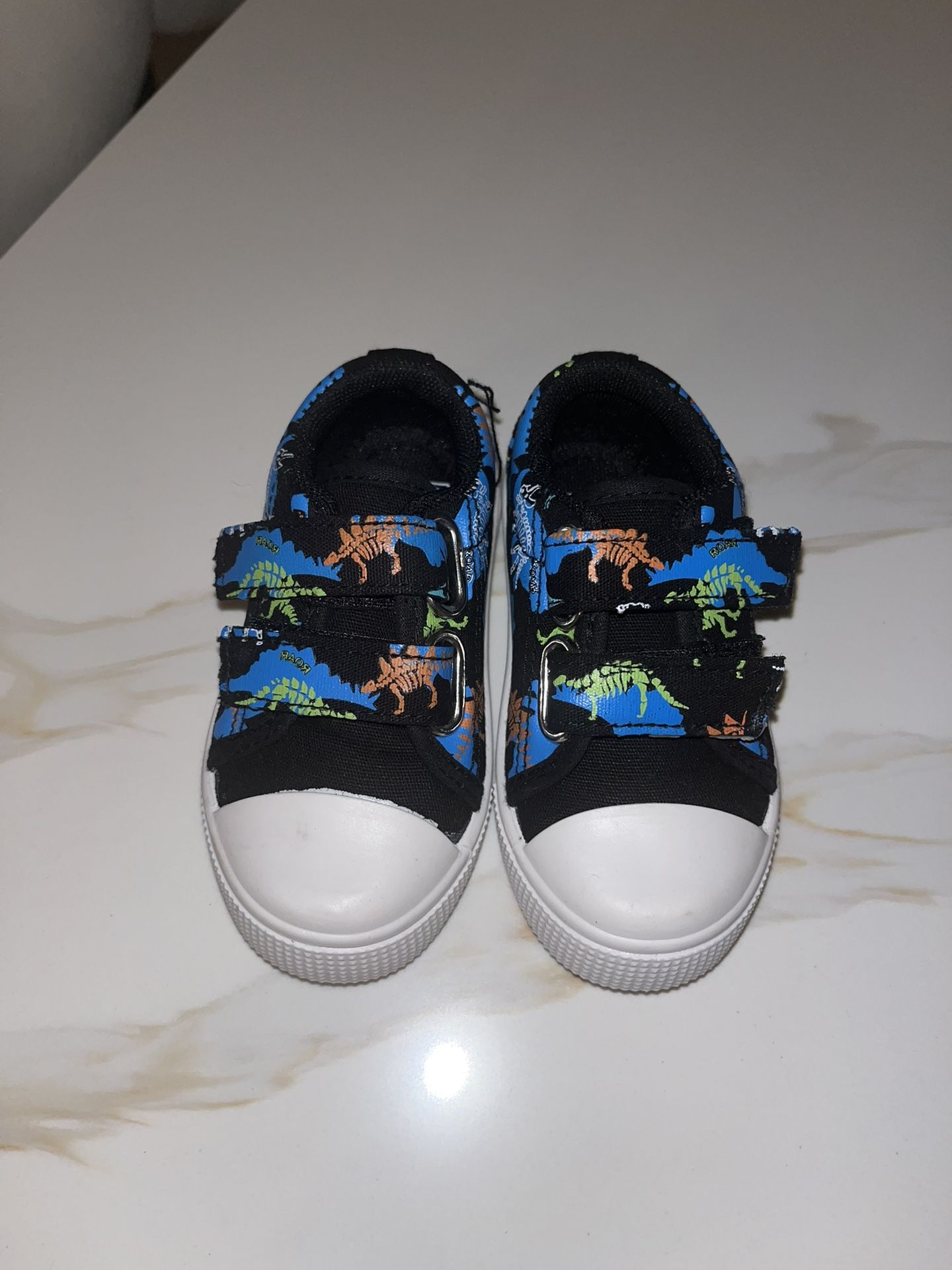 New Toddler Boy Dinosaur Shoes Size 6
