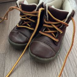 Oshkosh bgosh boots