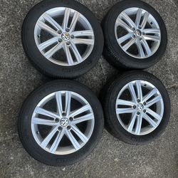 Volkswagen Jetta Wheels With Michelin Tires 215/55R17