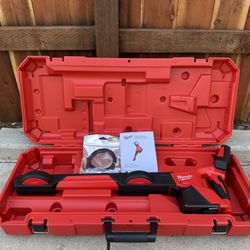 Milwaukee 12V Wireless Pipeline Locator w/ Battery