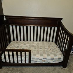 Baby Crib (Matress Not Included)