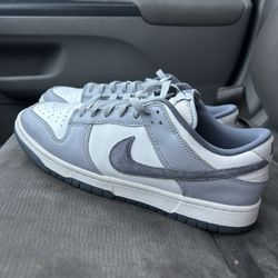 Nikes 