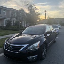 Nissan Altima 2015