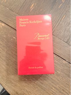 Baccarat Rouge 540 Extrait de parfum