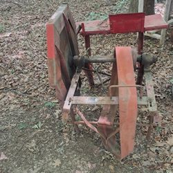 Dearborn Saw For Tractor