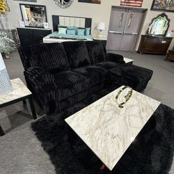 Power Recliner Sectional With Storage 