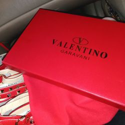 Valentino Red Heals