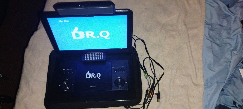 DR.Q Portable DVD Player