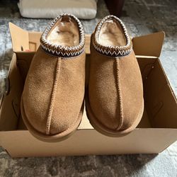 Women Uggs 