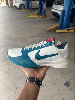 Kobe Protro 5 Caitlin Clark