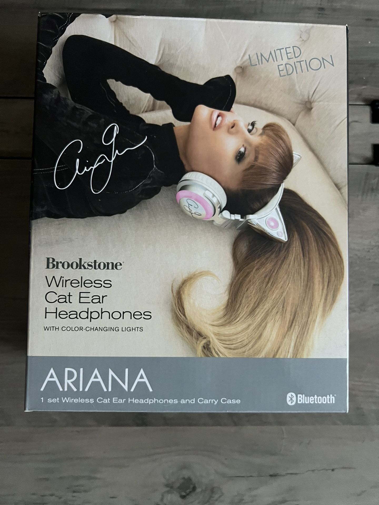 Ariana Headphones