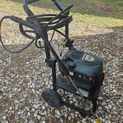 Craftsman 2100 2800 PSI Pressure Washer Gas powered Easy Start Good Spray w/ wand and hose.