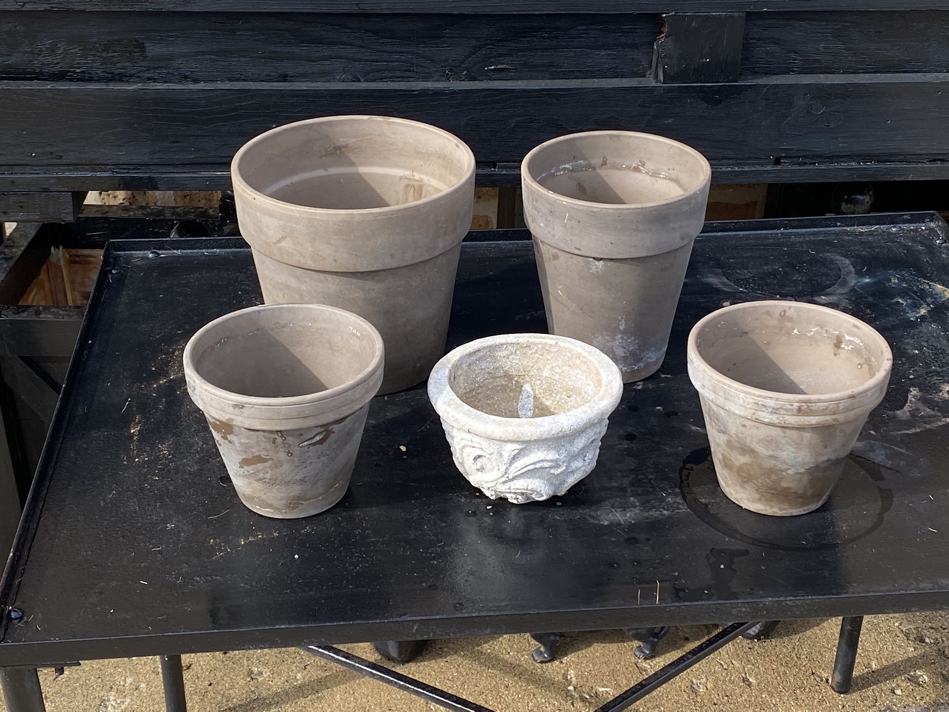 5 Gray Planting Pots Perfect For Herbs Or Vibrant Colored  Flowers