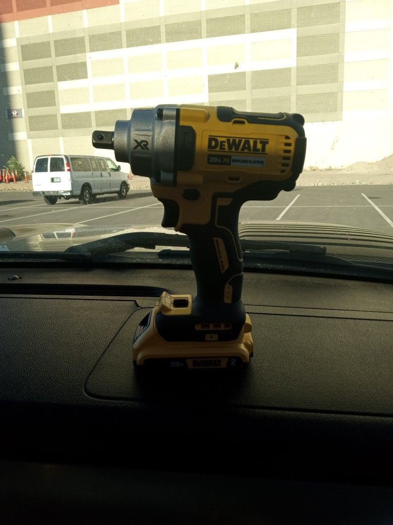 DeWalt Brushless Impact Wrench