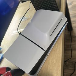 PS5 And A Samsung Tv  500 Each