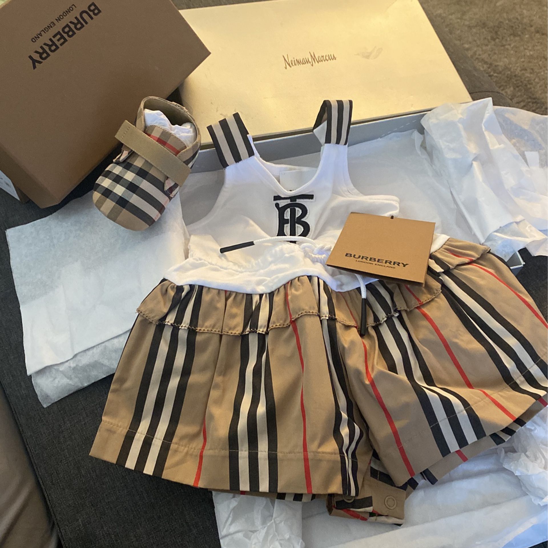 Baby Girl designer outfit With Shoes Burberry
