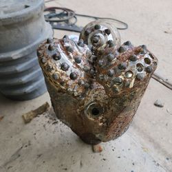 8 5/8" Button Drill Bit