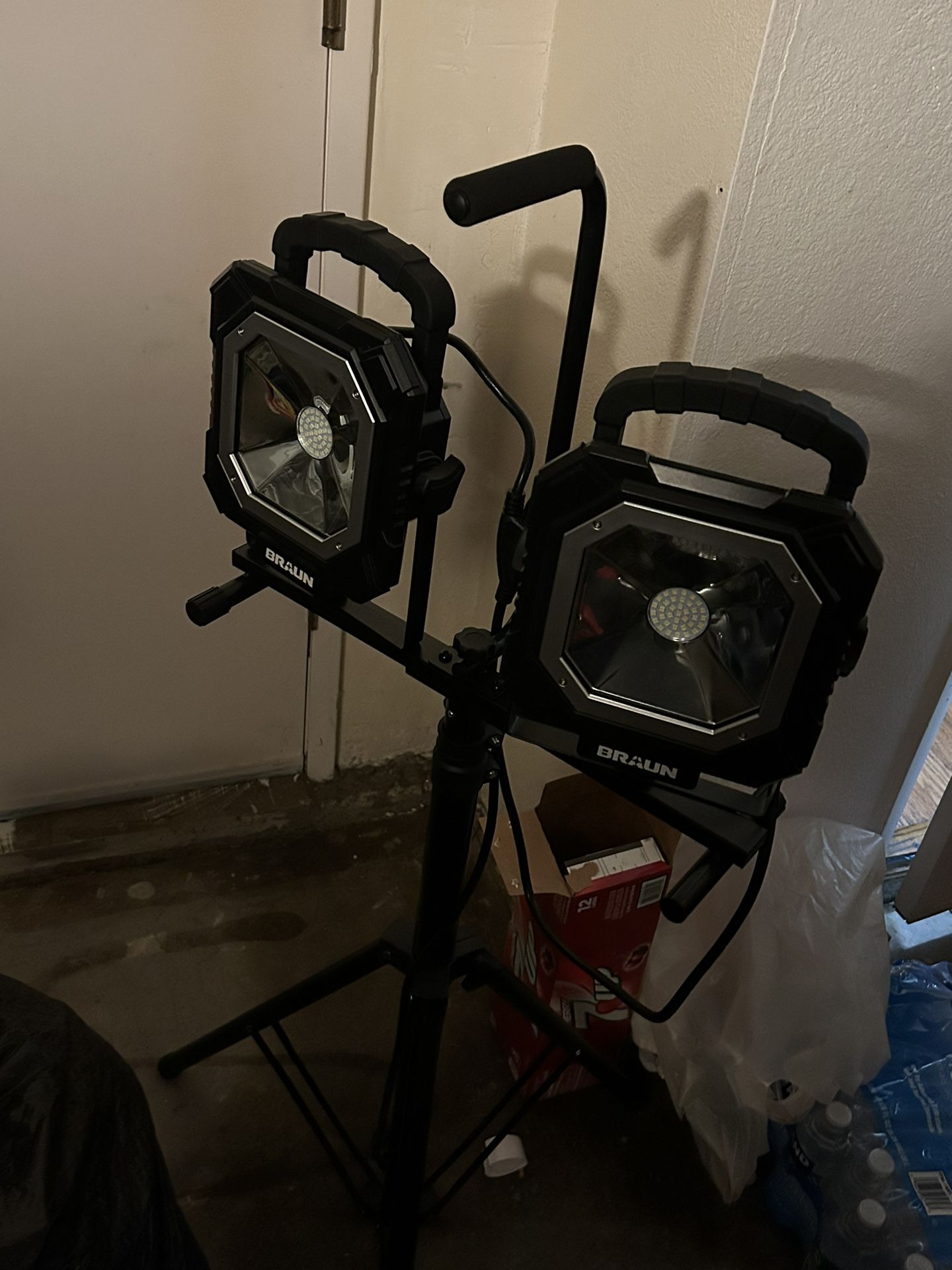 Braun Work lights 4500 Lumens.