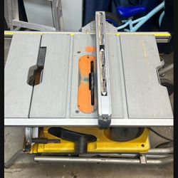 Table saw DeWalt 