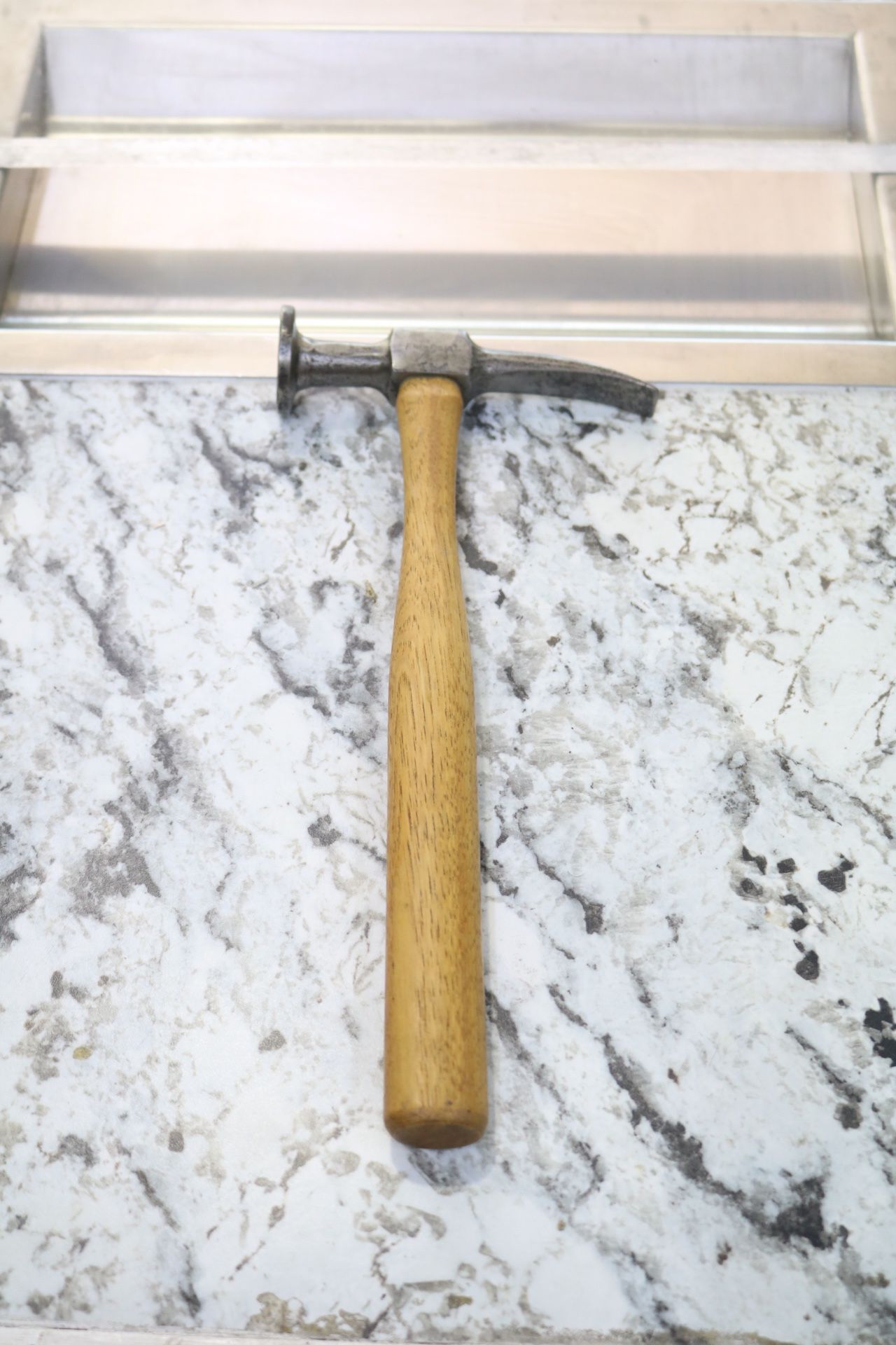 Blue-Point (Snap-On) BF-608 Short Curve Cross Peen Body Hammer