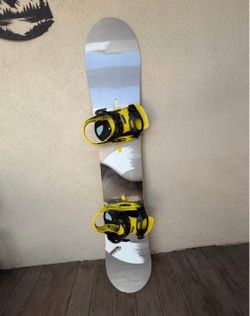 Burton FV Snowboard and EST Bindings
