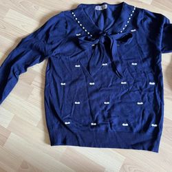 Embroidered Cows With Pearl On Collars Knitted garment