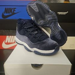 Deadstock Womens Air Jordan 11 Retro (Midnight Navy)