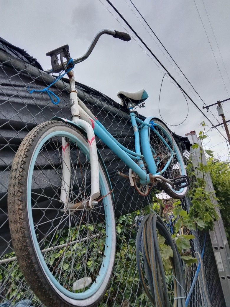 Hay I Am Asking $ 25.00 For The Bike Okay