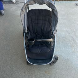 Graco Stroller With Car Seat And Car Seat Base For Car. 