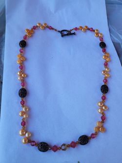 Beaded Necklace with Pearl and Crystal Beads