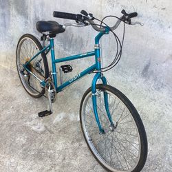 VINTAGE GIANT AT730 ROAD BIKE