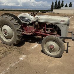 Ford 8n 