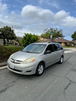 2006 Toyota Sienna