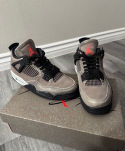 Jordan retro 4 Taupe Haze size 8 men’s