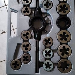 45 Pc Tap and Die Set.   Complete And Never Used