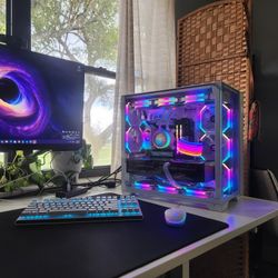 Custom Lian Li Gaming PC