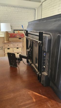 Articulating TV Mount Bracket And FREE 42" TV