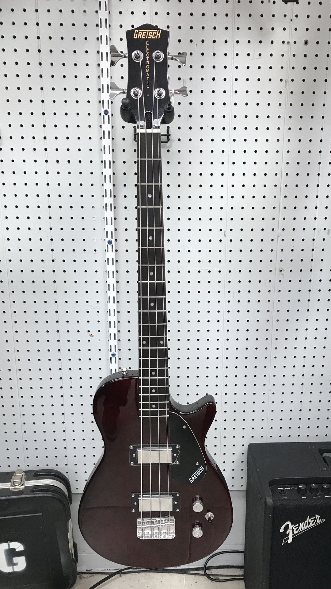 Gretsch G220 4 string Bass Guitar