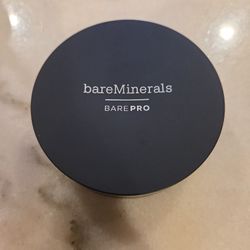 bareMinerals Bare Pro Linen 10.5