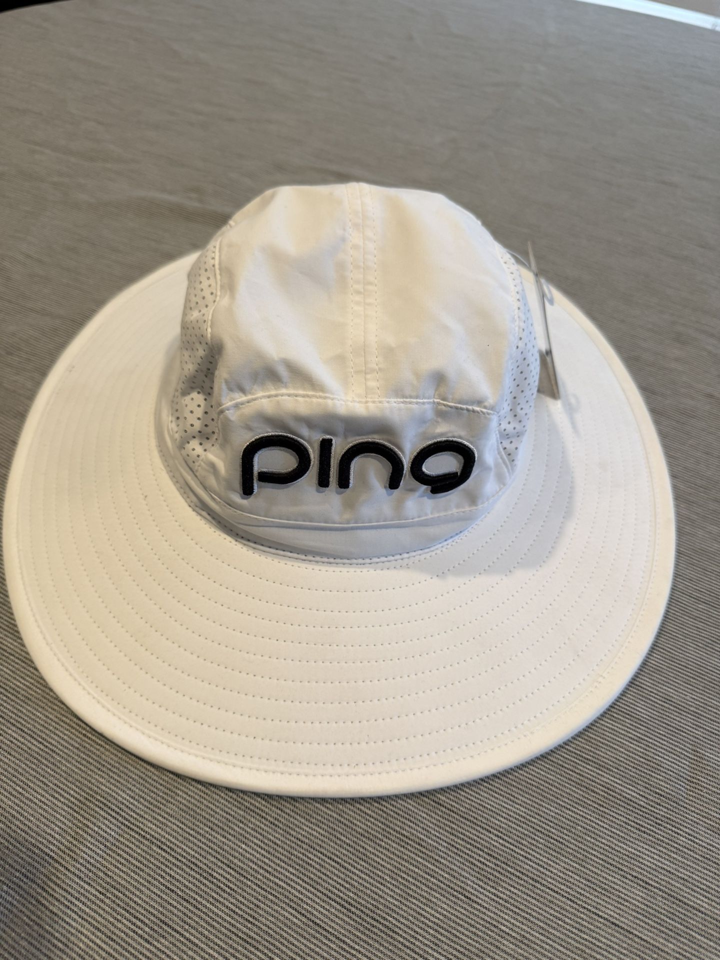 Women’s Ping Wide Brim Hat NWT