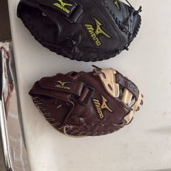 Two Mizuno First Basemen Gloves Baseball. 