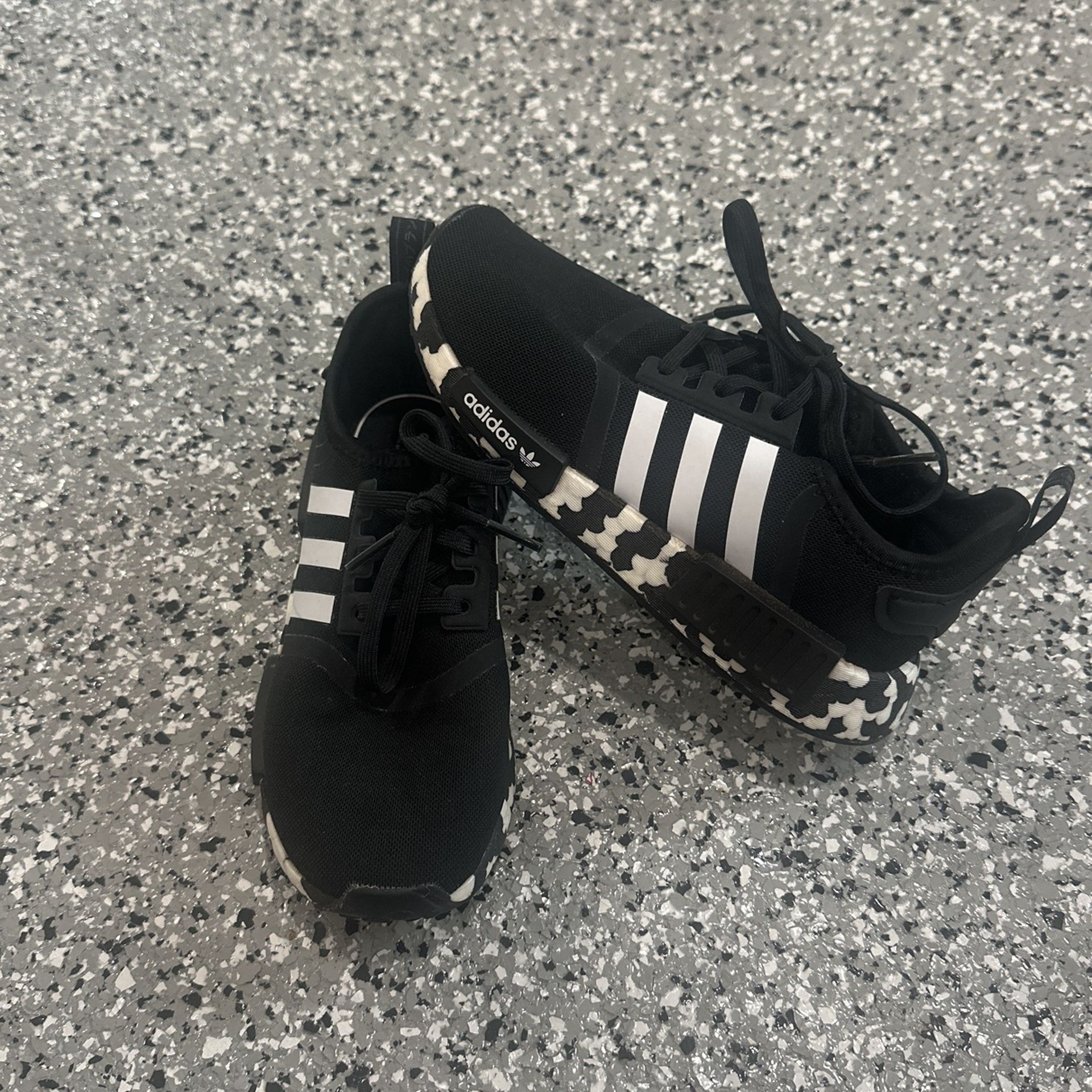 Girl Shoes -adidas Size 1.5 Fairly New