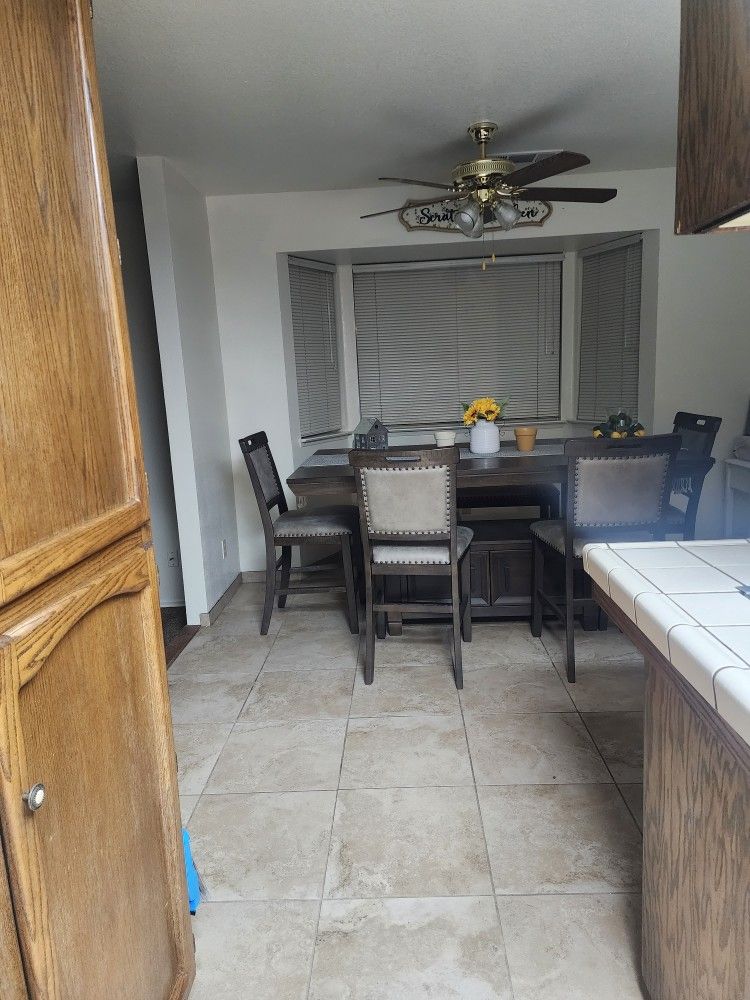Dinning Table
