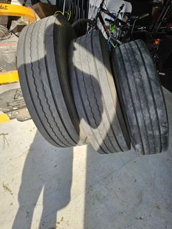 3 used Box Truck Tires