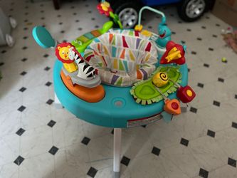 Baby entretainer