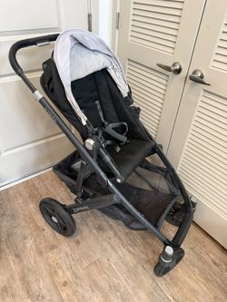 UPPAbaby V2 Vista Stroller set