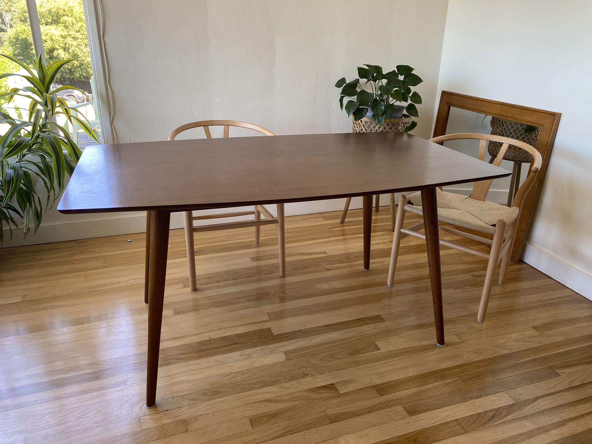 Stylish Wooden Dining Table