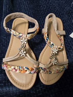 Cute Strappy sandals for Summer, Never Used