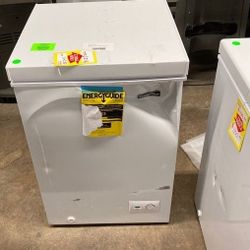 Magic chef deep freezer HMCF35W53 VV