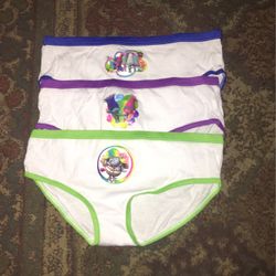Dreamworks Trolls Girl’s Underwear, Size 8